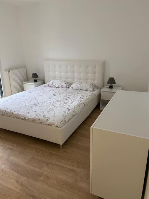 Appartement Aux Portes De Vannes Сене Экстерьер фото