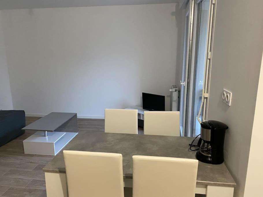 Appartement Aux Portes De Vannes Сене Экстерьер фото